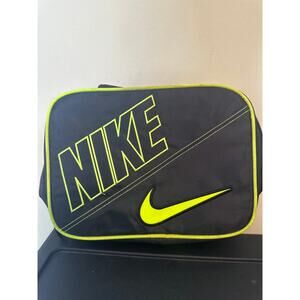Nike Lunch Bag Insulated neon green/Black